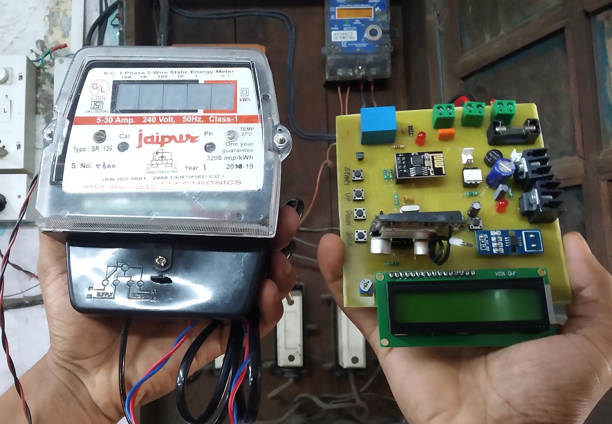 IOT based Smart Energy Meter Monitoring with Theft Detection 